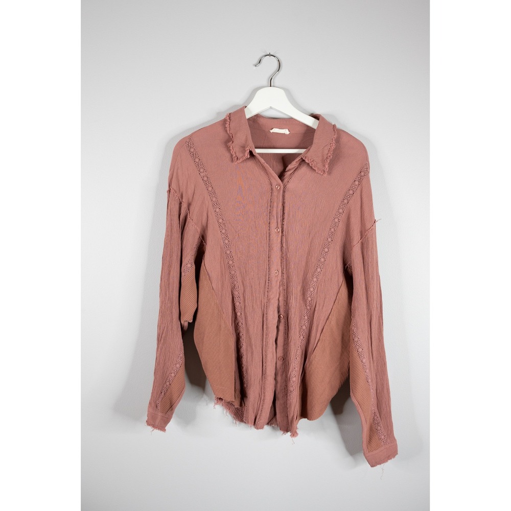 Miss Me Button Down Shirt Womens‎ Medium Mauve Excellent Boho Crochet Lace Gauze